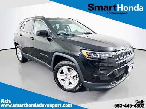 Used 2022 Jeep Compass Latitude image 1