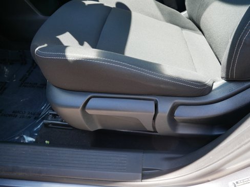 Used 2023 Nissan Rogue S image 20