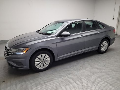 Used 2019 Volkswagen Jetta S image 2