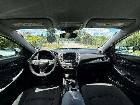 Used 2021 Chevrolet Malibu LT image 14