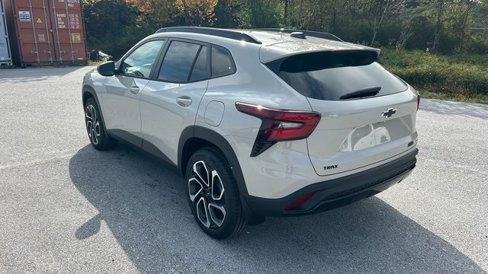 New 2026 Chevrolet Trax RS image 6