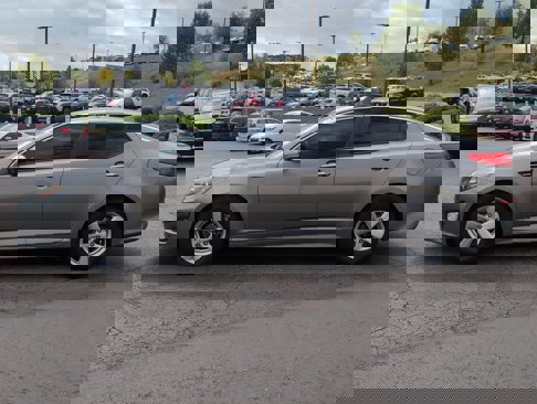 Used 2015 Kia Optima LX w/ LX Convenience Package image 4