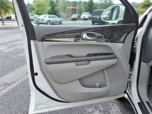 Used 2014 Buick Enclave Leather image 22