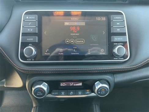 Certified 2020 Nissan Kicks SR w/ Exterior Package image 30