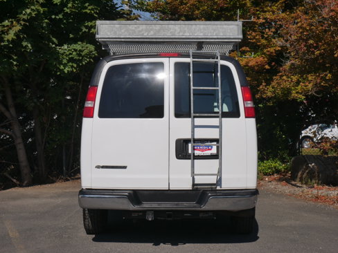 Used 2018 Chevrolet Express 2500 image 15