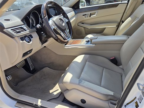 Used 2016 Mercedes-Benz E 350 Sedan image 11