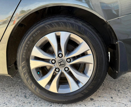 Used 2014 Honda Accord LX image 28