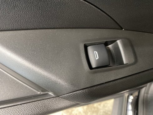 New 2025 Chevrolet Trax LT w/ LT Convenience Package image 21