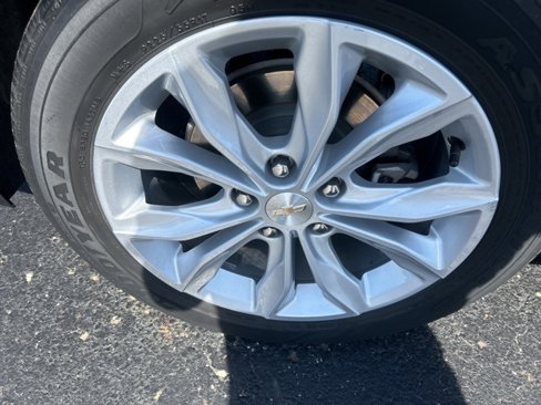 Used 2023 Chevrolet Malibu LT image 7