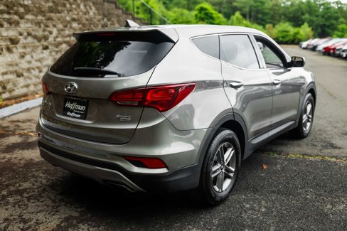 Used 2017 Hyundai Santa Fe Sport image 4