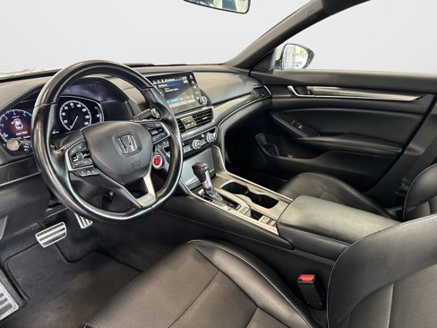 Used 2018 Honda Accord Sport image 25