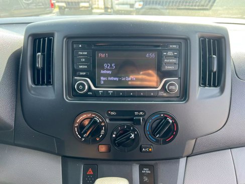 Used 2019 Nissan NV200 S image 19