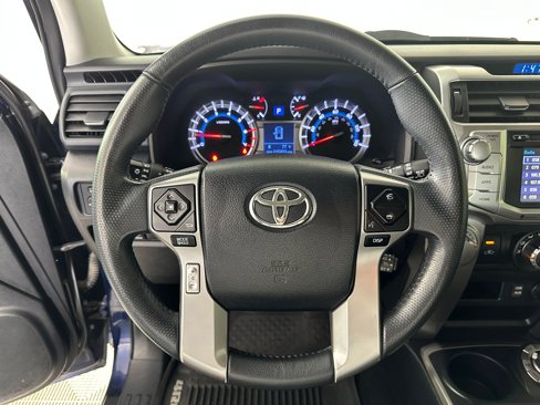 Used 2017 Toyota 4Runner SR5 Premium image 15