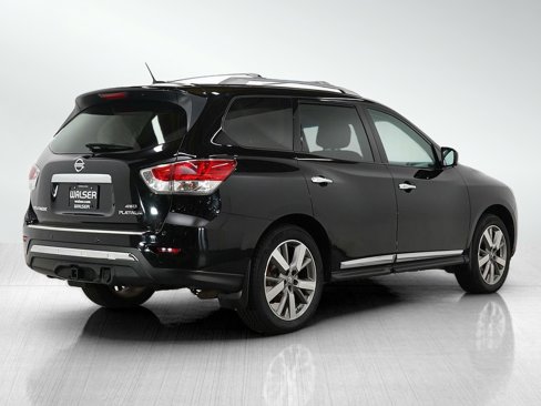 Used 2013 Nissan Pathfinder Platinum w/ Platinum Premium Pkg image 5