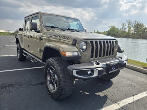 Used 2020 Jeep Gladiator Sport w/ Quick Order Package 24S image 4