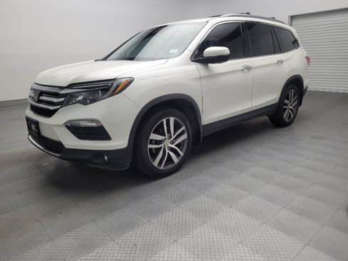 Used 2016 Honda Pilot Elite image 2
