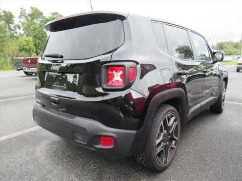 Used 2021 Jeep Renegade Sport image 5