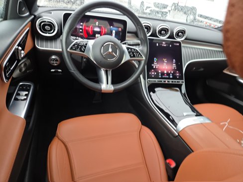 Used 2022 Mercedes-Benz C 300 Sedan image 8