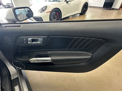 Used 2020 Ford Mustang Premium image 38