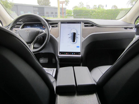 Used 2013 Tesla Model S Long Range image 14