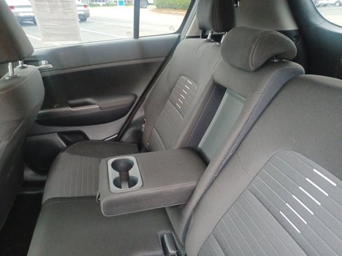Used 2022 Kia Sportage LX w/ LX FWD Value Edition Package image 14