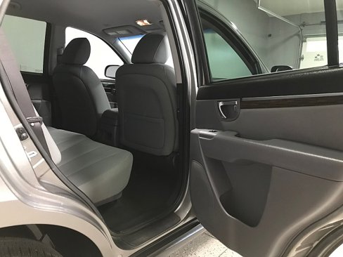 Used 2012 Hyundai Santa Fe GLS image 18
