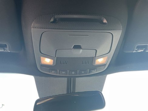 Used 2018 Ford Expedition Limited image 19
