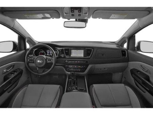 Used 2018 Kia Sedona SX image 11