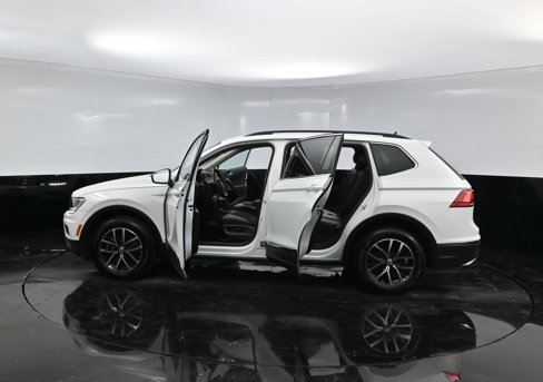 Used 2021 Volkswagen Tiguan SEL image 37