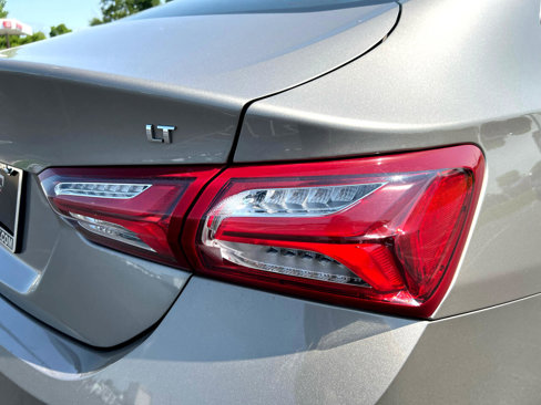 Used 2022 Chevrolet Malibu LT image 23