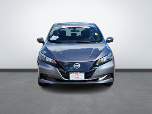 Used 2025 Nissan Leaf S image 6