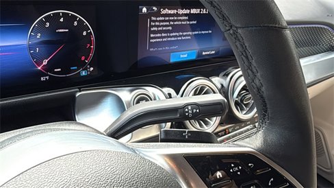 Certified 2025 Mercedes-Benz GLB 250 4MATIC image 32