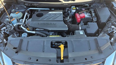 Used 2023 Nissan Rogue SV image 12