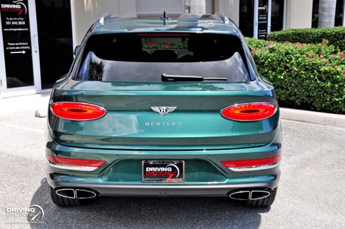 Used 2022 Bentley Bentayga image 17