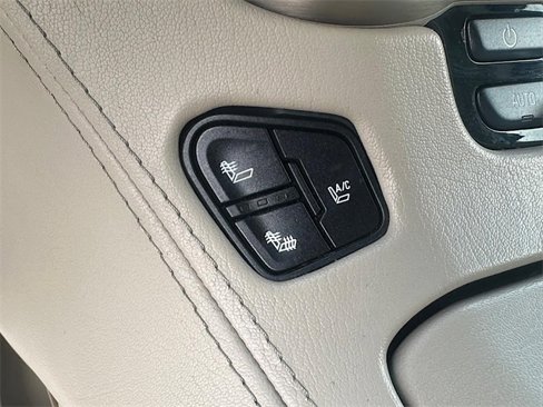 Used 2016 GMC Yukon Denali w/ Open Road Package image 23