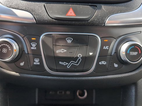 Used 2020 Chevrolet Equinox LT image 21