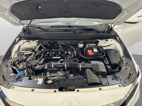 Used 2018 Honda Accord Sport image 34