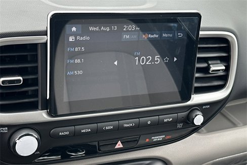 New 2025 Hyundai Venue SEL image 14