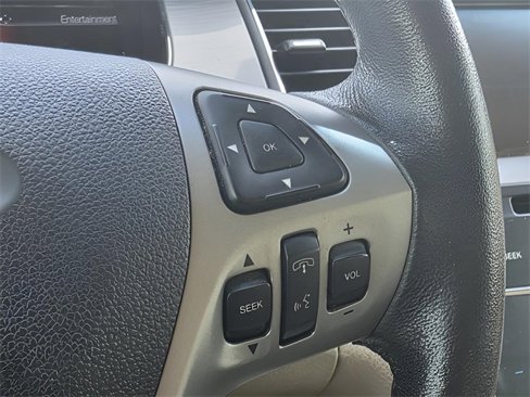 Used 2015 Ford Taurus SEL w/ Equipment Group 201A image 19
