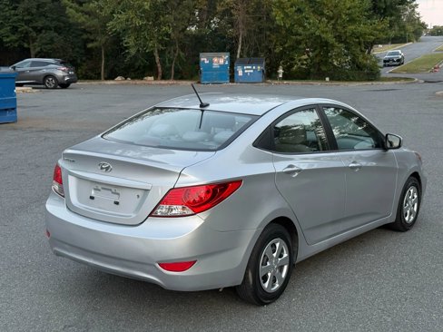 Used 2014 Hyundai Accent GLS image 4