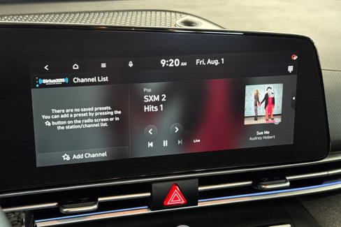 Used 2025 Hyundai Elantra SEL image 17