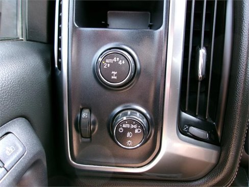 Used 2017 Chevrolet Silverado 1500 LTZ Z71 w/ LTZ Plus Package image 18