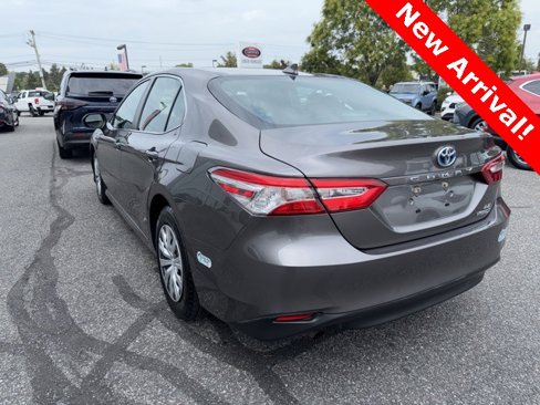 Used 2020 Toyota Camry LE image 7