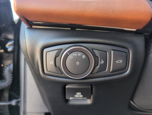 Used 2018 Lincoln MKZ Black Label w/ Technology Package image 16