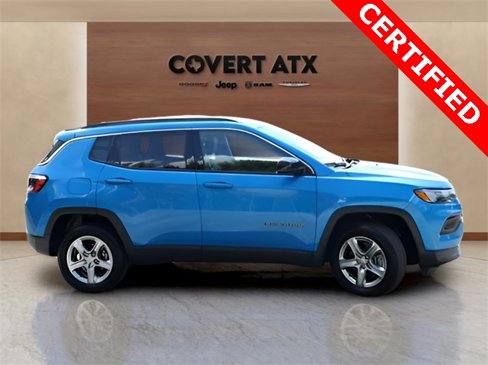 Used 2023 Jeep Compass Latitude image 6
