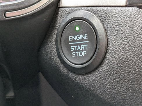 Used 2020 Ford Escape SE image 20