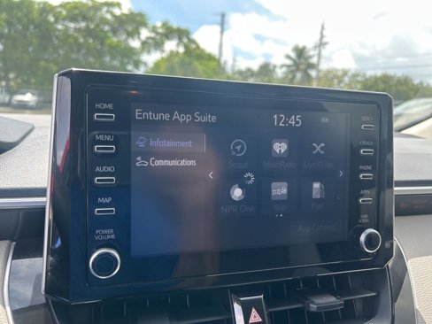 Used 2020 Toyota Corolla LE image 34