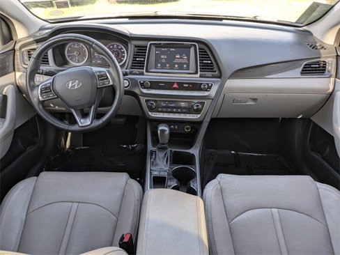 Used 2018 Hyundai Sonata Limited image 15