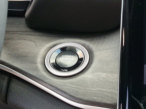 Used 2024 Jeep Grand Cherokee Limited w/ MOPAR Finishing Package image 28