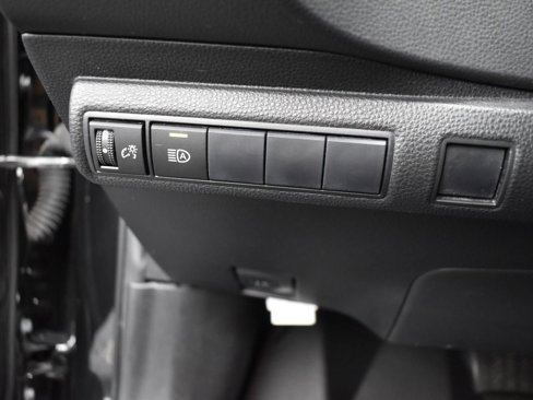 Used 2020 Toyota Corolla SE image 23